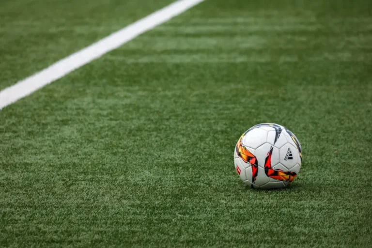 Football Value Bets: Review, Safety, Bonuses, and What Players Should Know