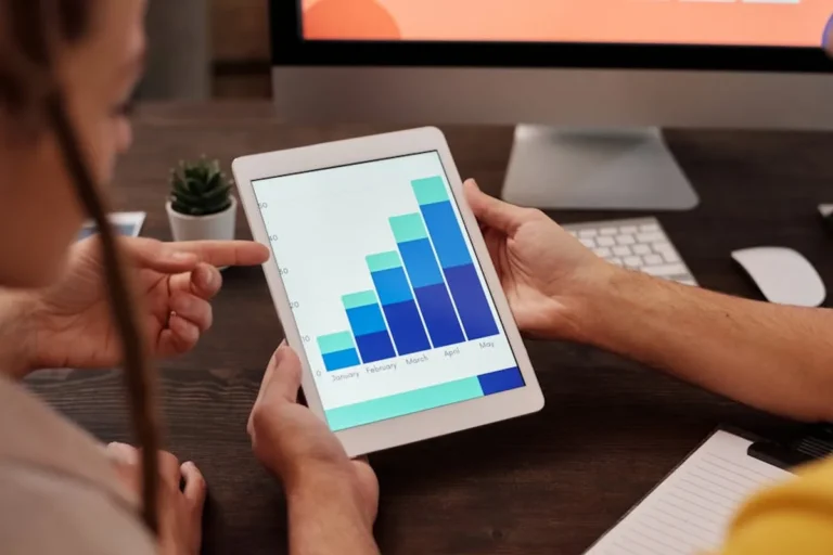 Outrightcrm Review: What It Is, Features, Safety, and Alternatives