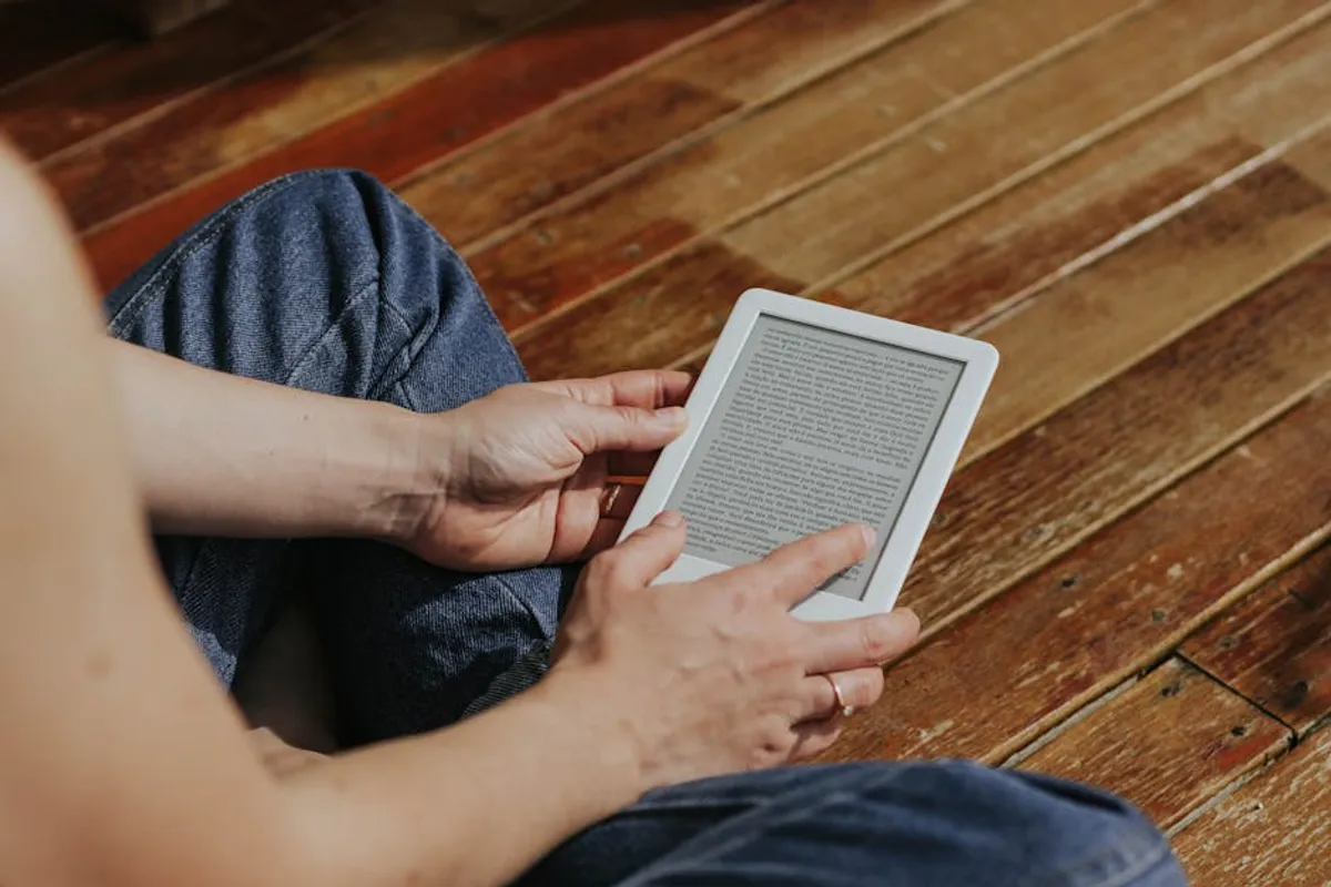 Reader intent around furtherbusiness.com: informational, commercial, or navigational?